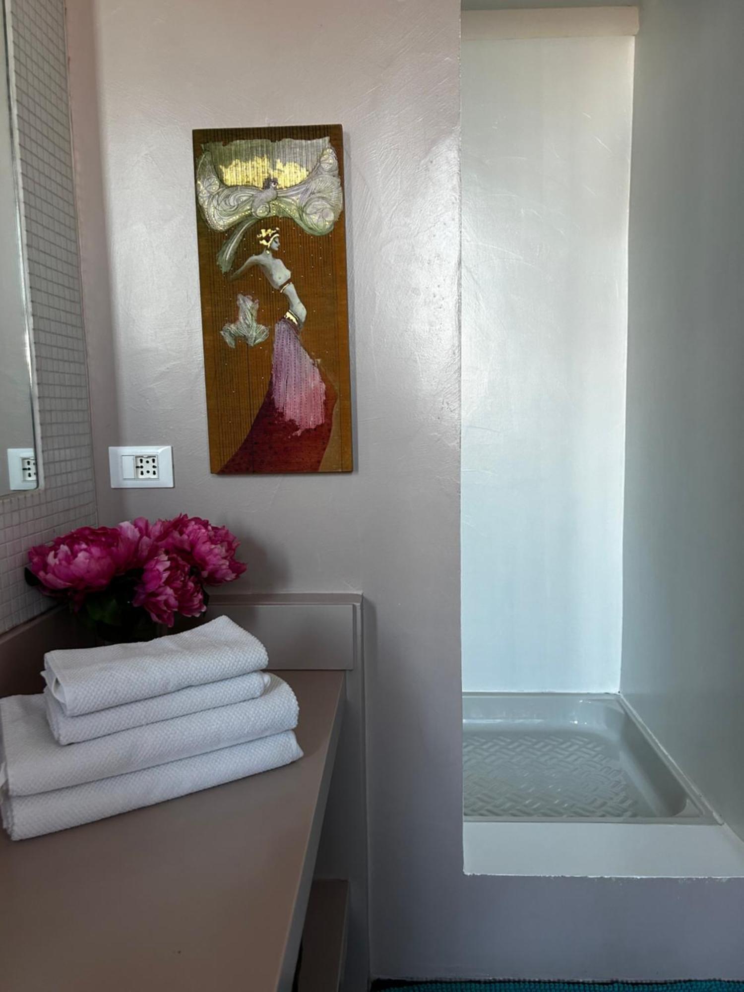 Sant'Ambrogio With Charme Apartment Milan Bagian luar foto